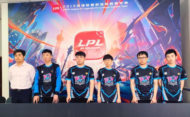 不仅是个人 不仅是个人