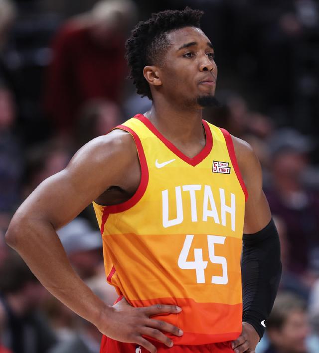 拥有众多世 拥有众多世